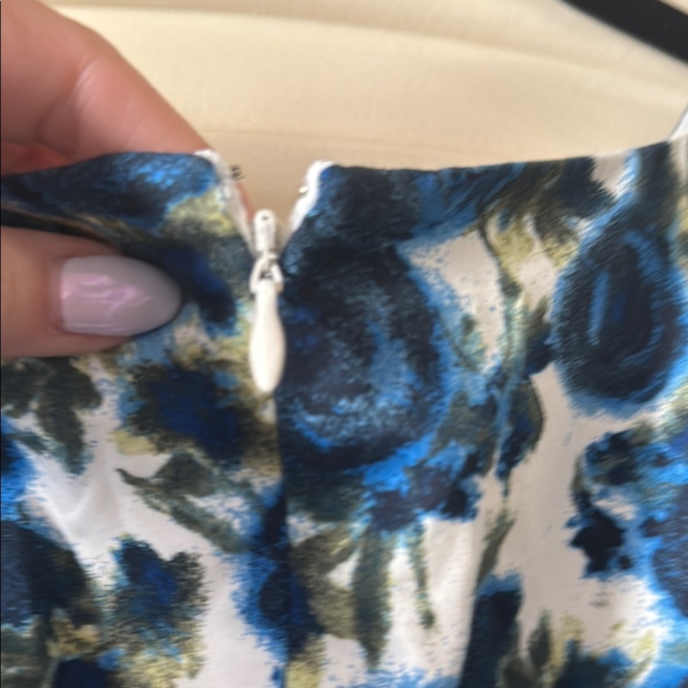 Ann Taylor Blue and White Floral Halter Sheath Sleeveless Midi Dress 6 - Picture 10 of 11